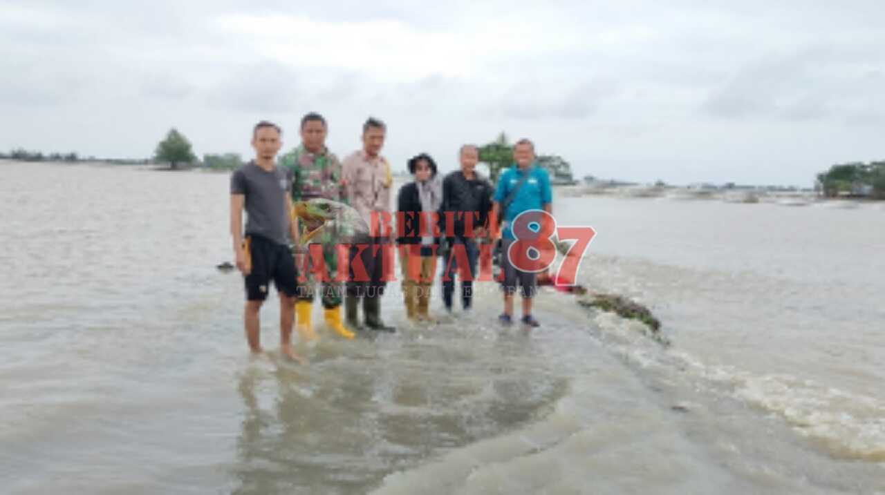 Sinergitas TNI POLRI Melaksanakan Pengecekan Terdampak Banjir Diwilayah Kec. Tempuran