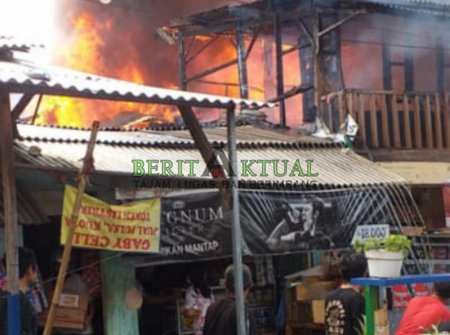 Si Jago Merah Hanguskan Lima Rumah di Jalan Pagarsih Bandung