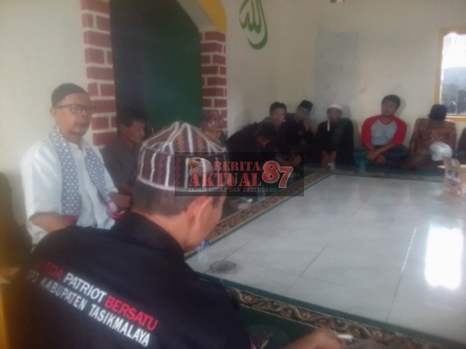 Kolaborasi GPB Bersama H.Yanto Berikan Sumbangan Al-Quran dan Iqro